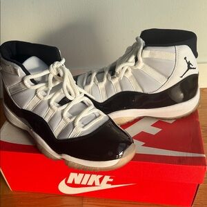 Nike Air Jordan 11 Retro Concord Black and White High Tops